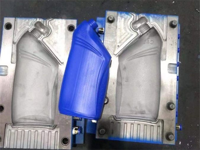 吹瓶模具塑料模具