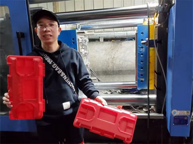 塑料工具箱模具